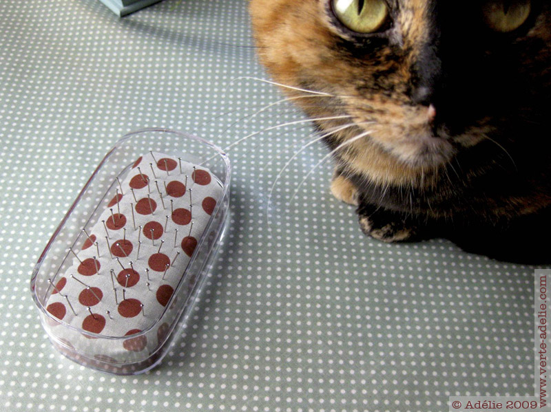 Catproof pincushion for Mac geeks